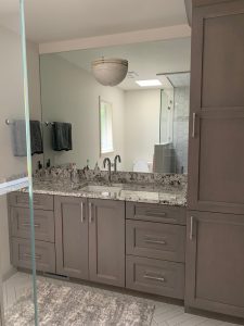 Read more about the article Bathroom Storage Solutions That Actually Work