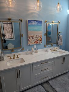 Read more about the article The Benefits of Custom Vanities in Bathroom Design